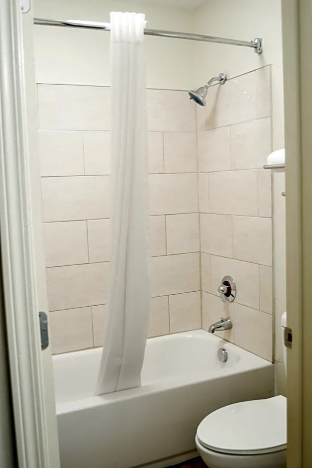 SureStay Hotel by Best Western Bowling Green North