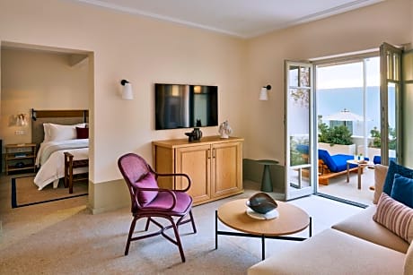 Flare Suite, 1 Bedroom Larger Suite, 1 King, Resort view 