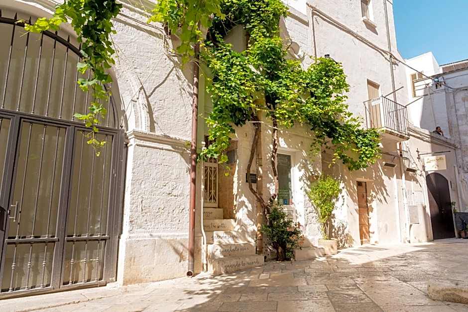 Antico Mondo Rooms & Suites