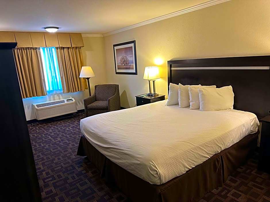 Best Western Plus Inn Of Hayward