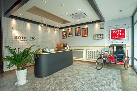 Hotel CIQ @ Jalan Trus