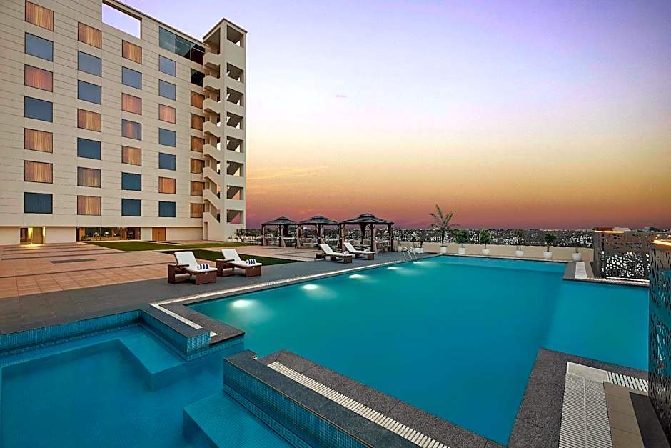 DoubleTree by Hilton Varanasi