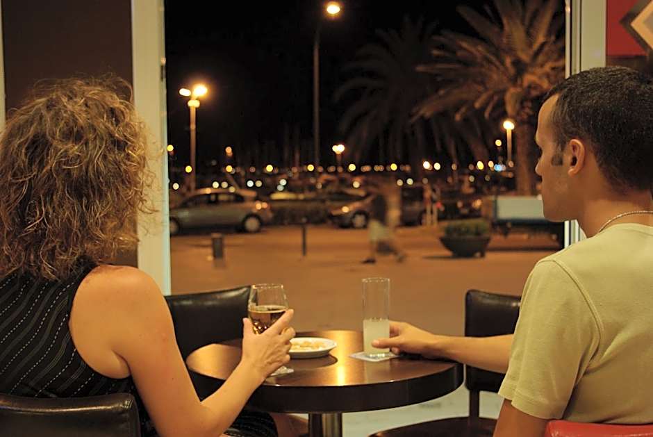 Hotel & Diving Les Illes