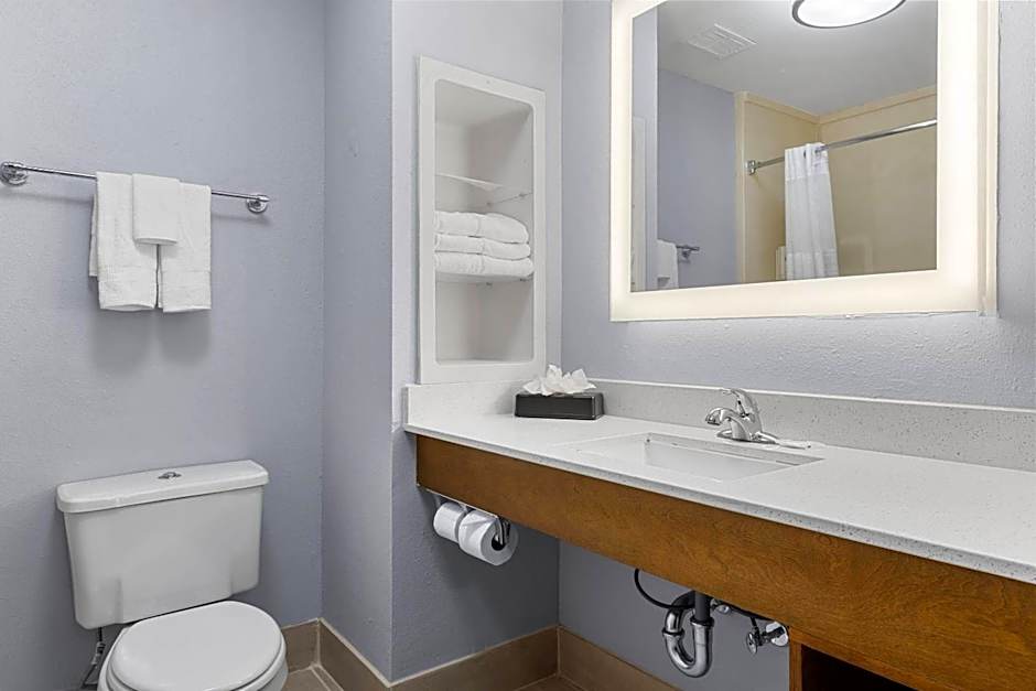 Comfort Inn & Suites Tyler North