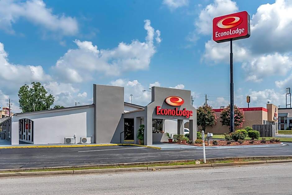 Econo Lodge Oxford near Choccolocco Park