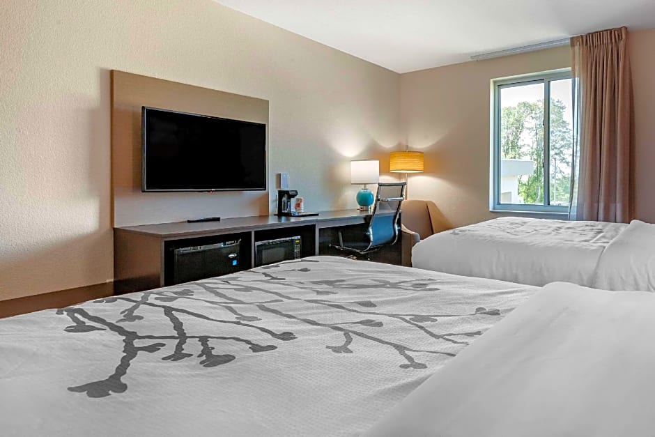 Sleep Inn & Suites Lancaster-Platteville