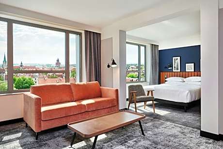 Deluxe King Room with Sofa Bed and City View