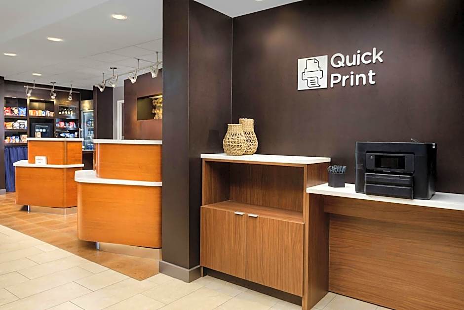 Courtyard by Marriott Salinas Monterey