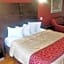 Red Roof Inn & Suites Houston - Hobby Airport