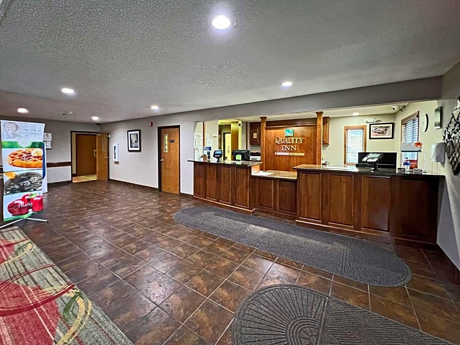 Quality Inn Mitchell I-90