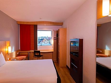 Standard Room With 1 Double Bed