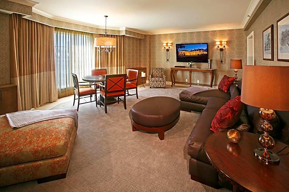 Seaview Hotel, a Dolce by Wyndham
