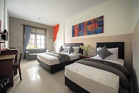 Deluxe Triple Room