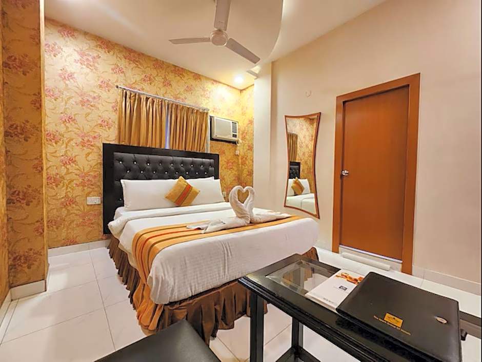 Hotel Housez 43