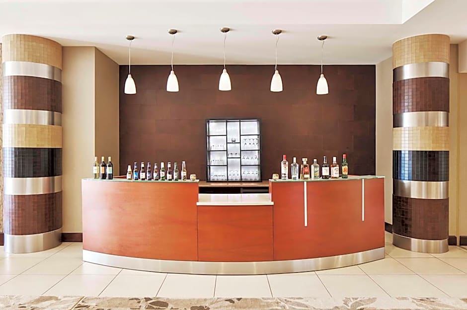 Embassy Suites By Hilton Hotel Alexandria-Old Town