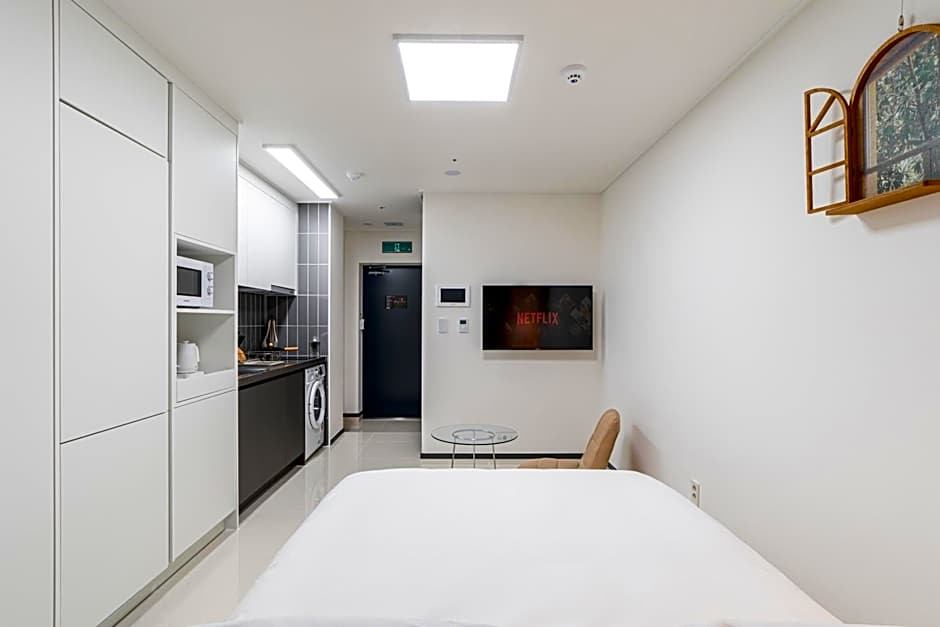 Urbanstay Busan Cityhall