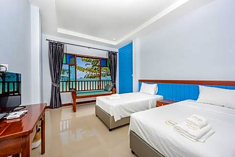 Standard Double or Twin Room with Sea View
