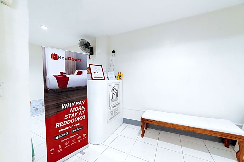 RedDoorz @ Plaza Jaro Iloilo