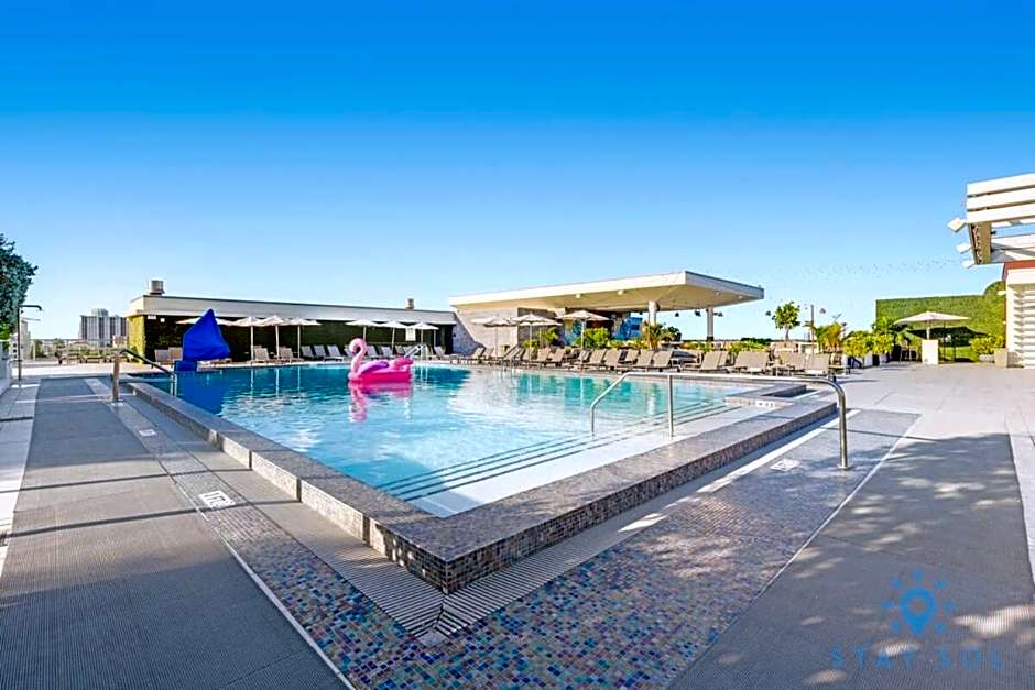 Amazing Pool - Gym - Hot Tub - Near Beach