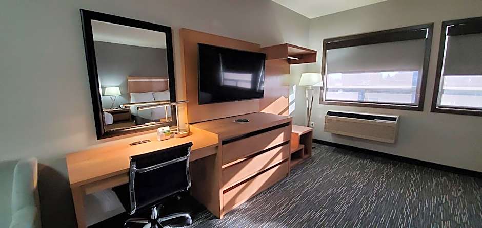 Wingate by Wyndham Lethbridge