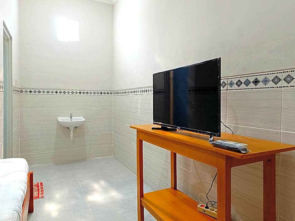 Wisma Mekar Jaya Syariah near Solo Safari Mitra RedDoorz