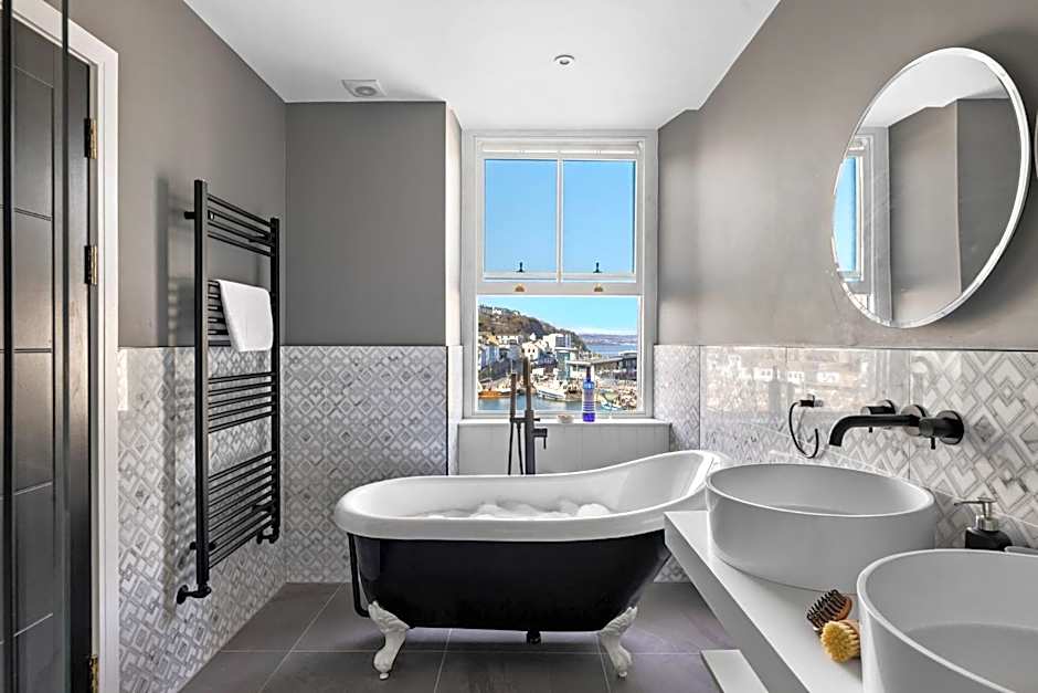 Leader Suite - Sea View - Free Wi-Fi