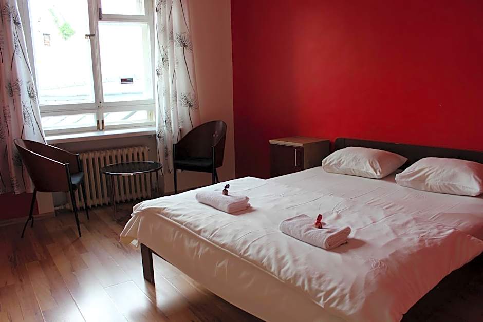 Viru Backpackers Hostel