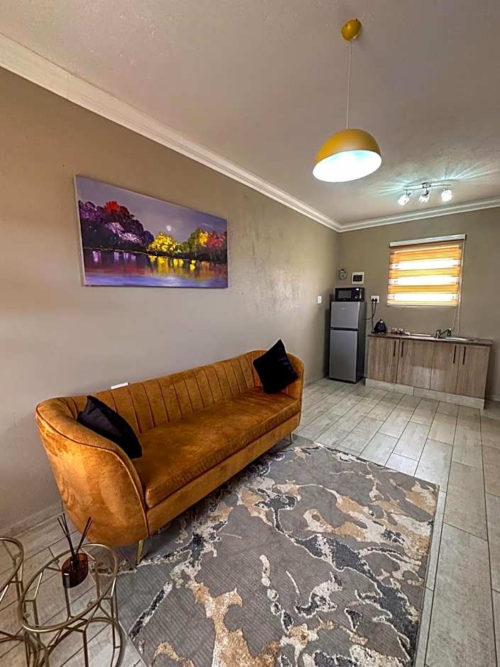 AndriMat Roadside Guest Lodge