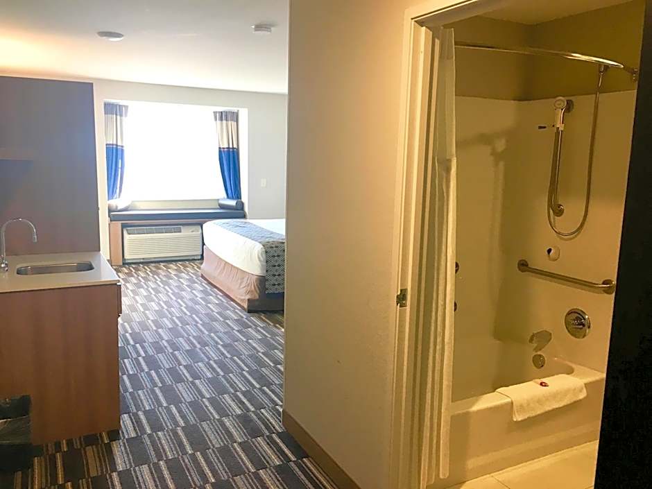 Microtel Inn & Suites By Wyndham Moorhead Fargo Area