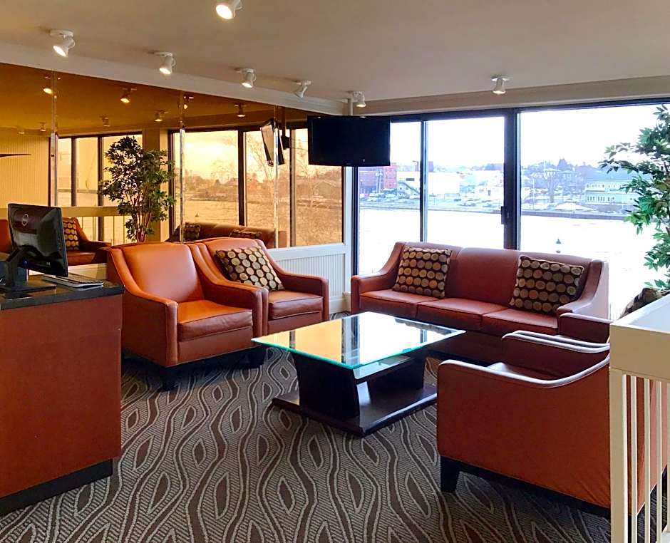 Best Western Plus Captain's Quarters