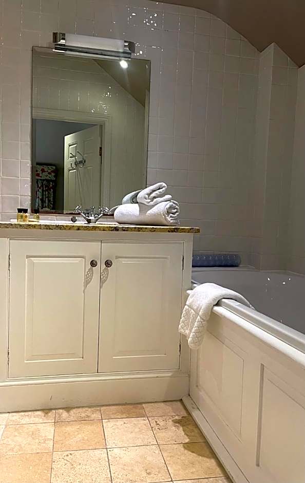 The Crown, Bildeston