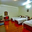 Hotel Crown Himalayas