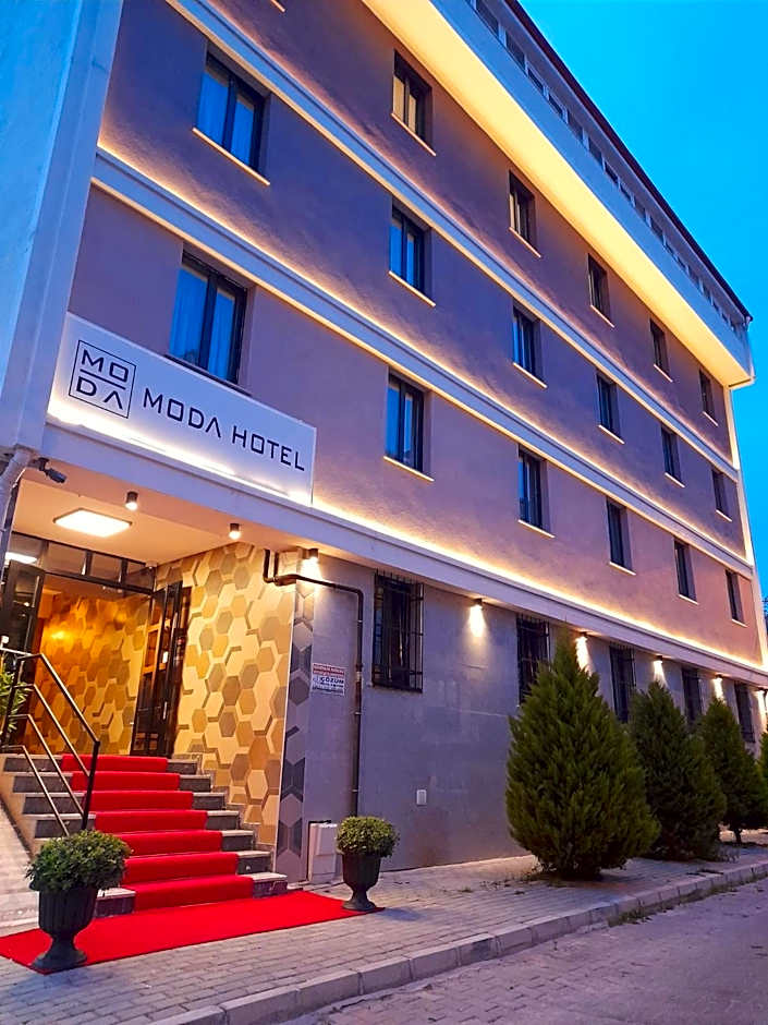 Moda Hotel