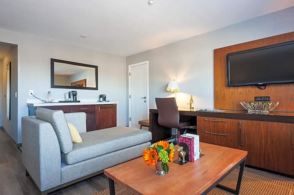 Hotel Indigo Napa Valley By IHG