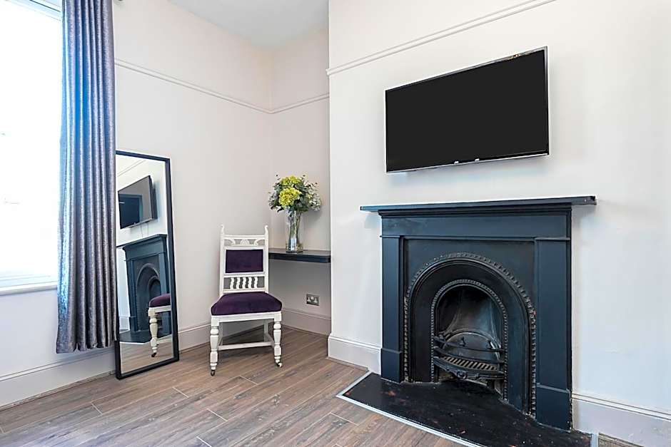 Pages Hotel and Guesthouse