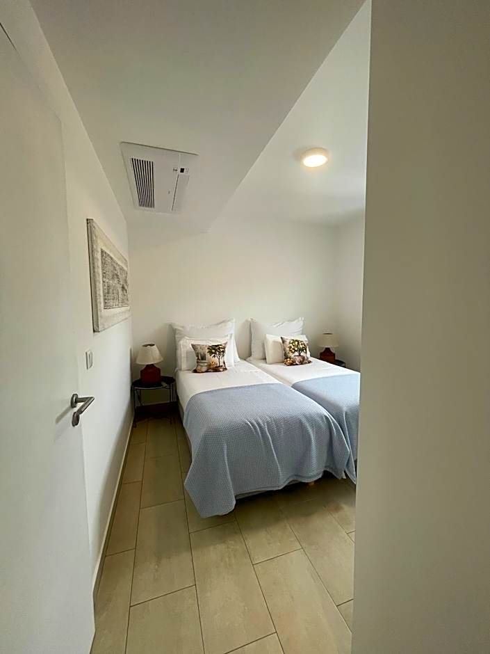 Esmeralda Holidays Apartments