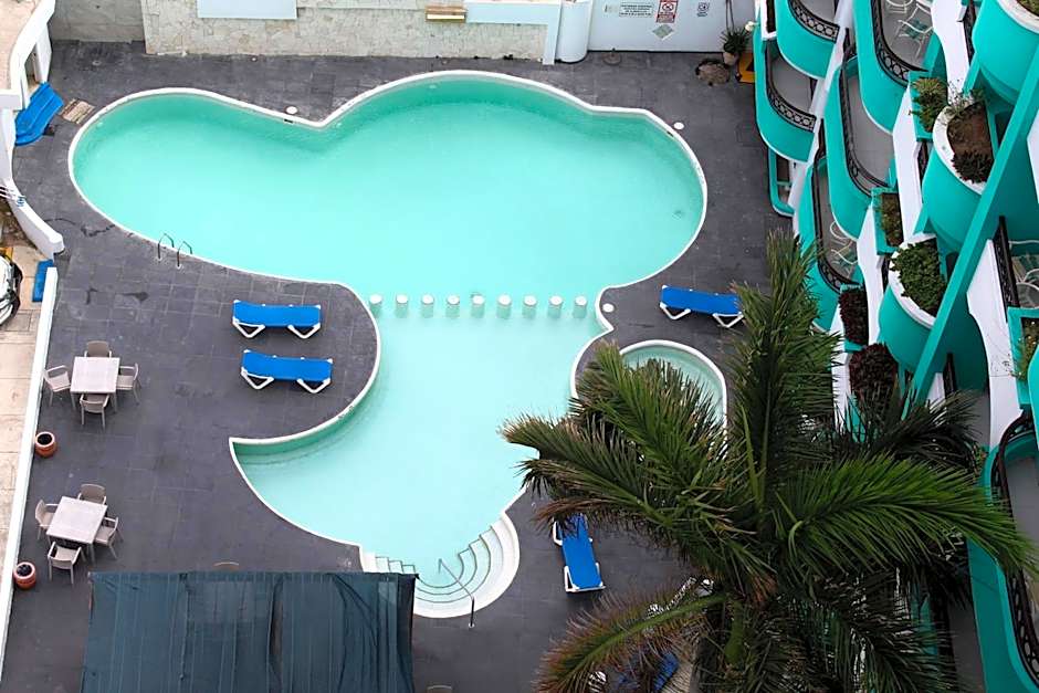 Hotel Playa Marina