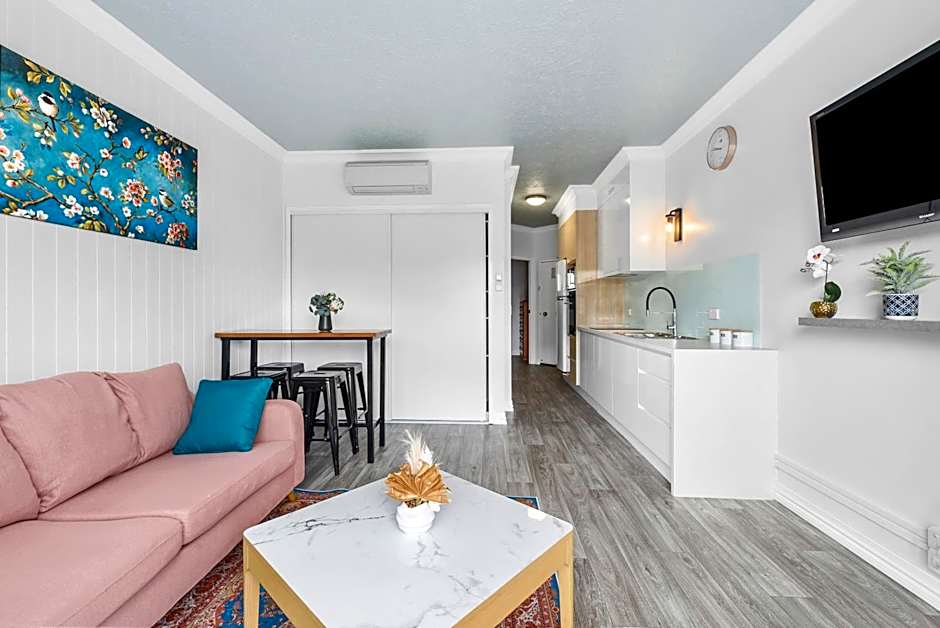 Villa Vaucluse Apartments