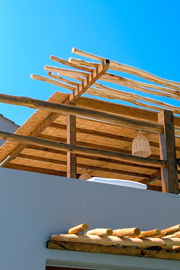 Aletri Swim Up Boutique Hotel