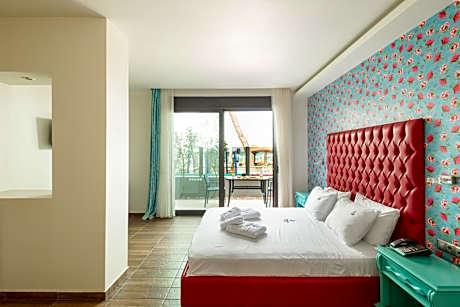 Suite with City View