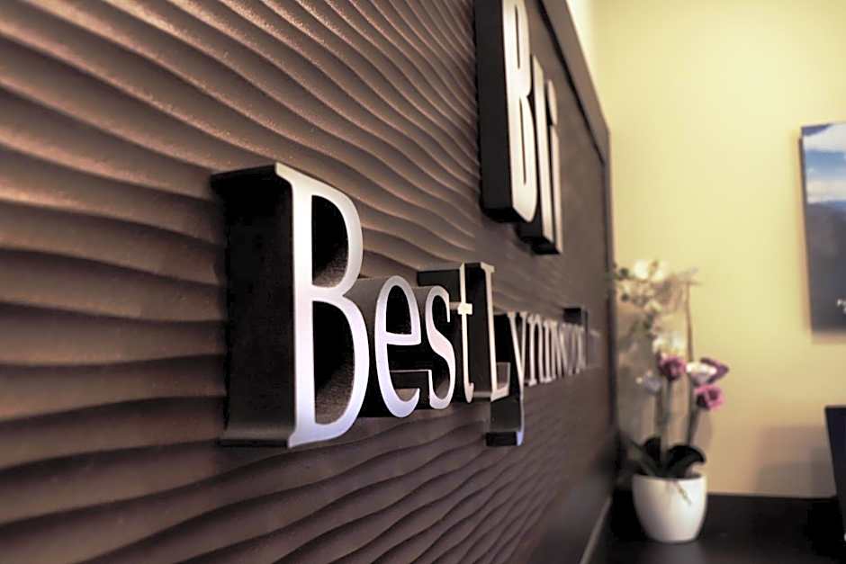 Best Lynnwood Inn