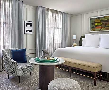 King Room with Spa Bath