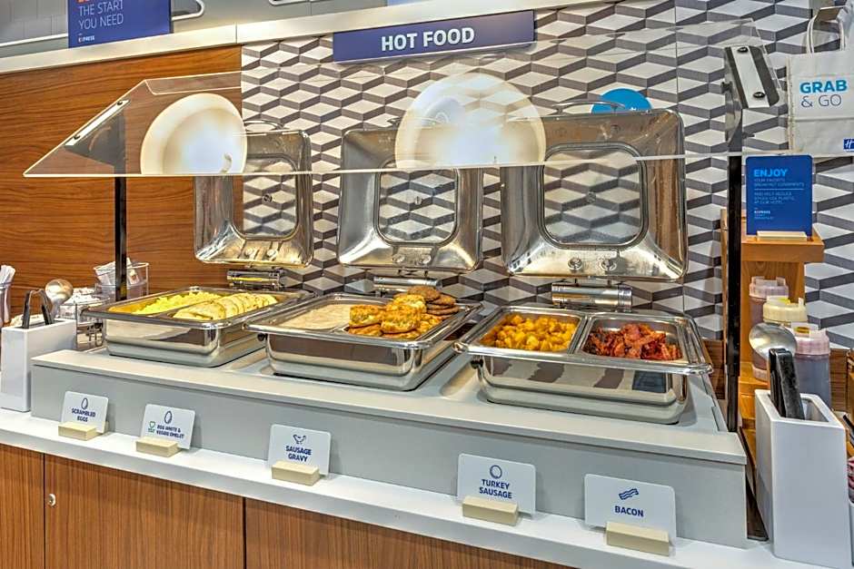 Holiday Inn Express Hotel & Suites Dallas - Grand Prairie I-20 By IHG