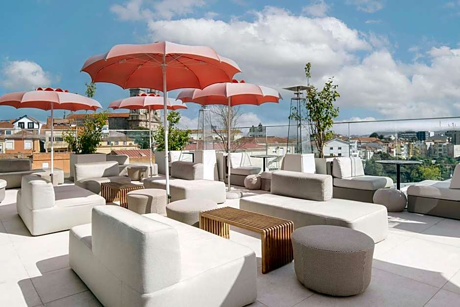 Renaissance Porto Lapa Hotel