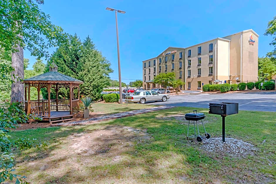 Comfort Suites Columbus State University Area