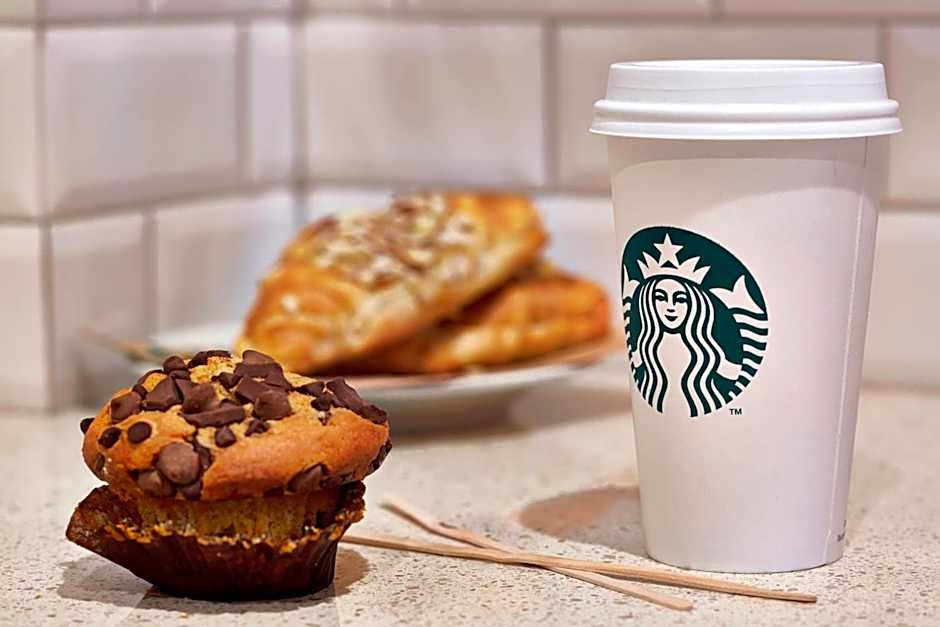 Courtyard by Marriott Bloomington by Mall of America