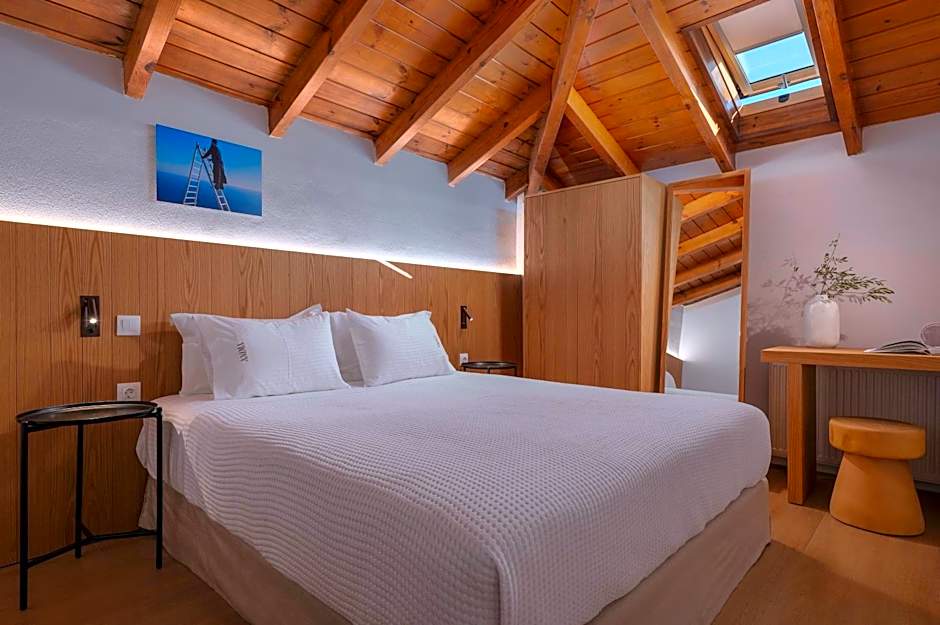 Zdjęcie 1 z 10 — 2 Bedroom Suite, Sea View