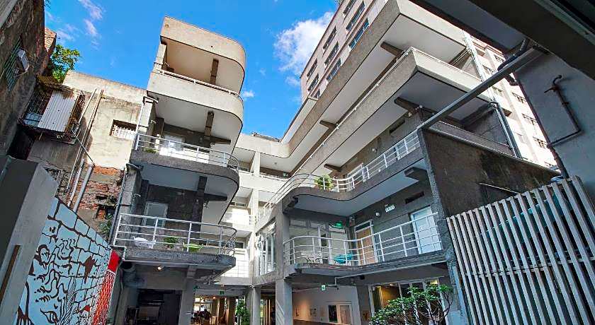 OwlStay Flip Flop Hostel Garden