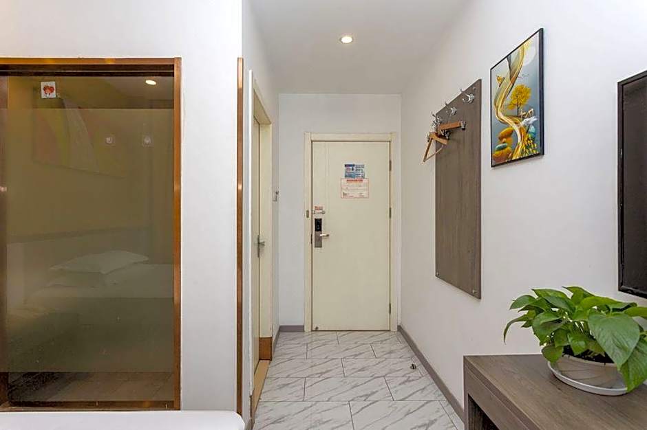 Shell Shanghai Baoshan District Tieli Road Subway Station Tiefeng Road Hotel