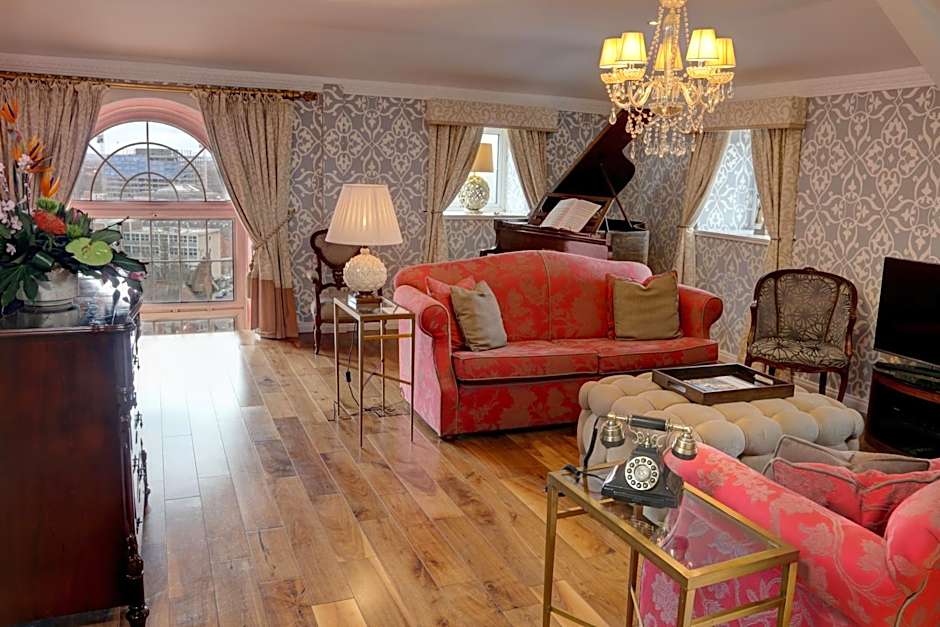 St James Hotel; BW Premier Collection